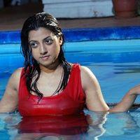 Keerthi Chawla Spicy in Allam Bellam Movie Stills | Picture 84727